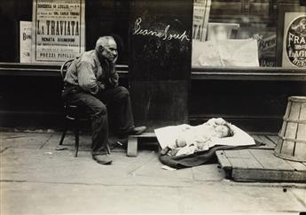 LEWIS W. HINE (1874-1940) Hot day on East Side, New York.